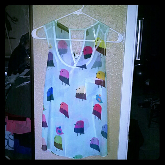 Flowy criss crossed back tank