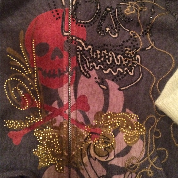Sweatsuit - Picture 2 of 3