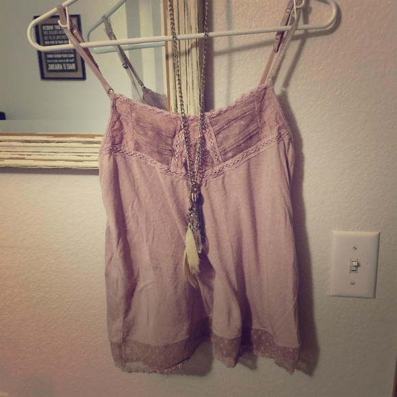 Gorgeous American Eagle tank
