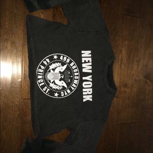 long sleeve crop top