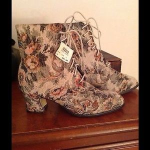 90s tapestry granny boots