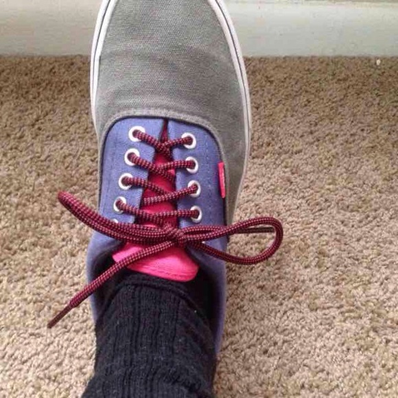 Vans - Picture 4 of 4