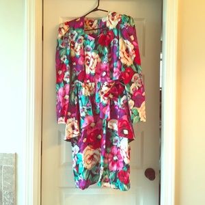 Vintage, colorful peplum dress!
