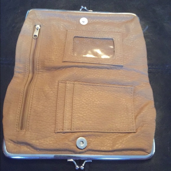 Tan leather wallet from Nordstrom! - Picture 2 of 3