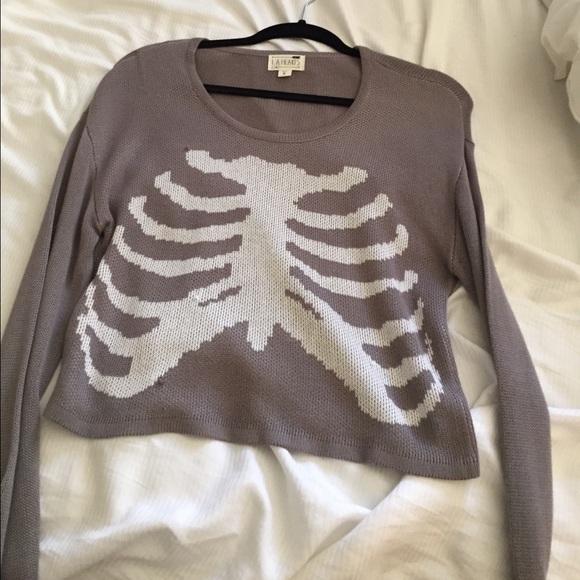 LA HEARTS SKULL SWEATER