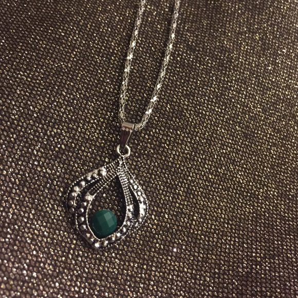 Fashion necklace