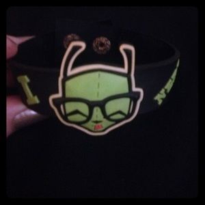 'I heart nerds' Invader Zim 'Gir' bracelet.