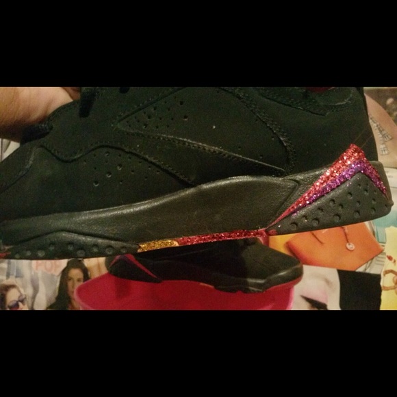 Customized Jordan 7s Raptors - Picture 3 of 3