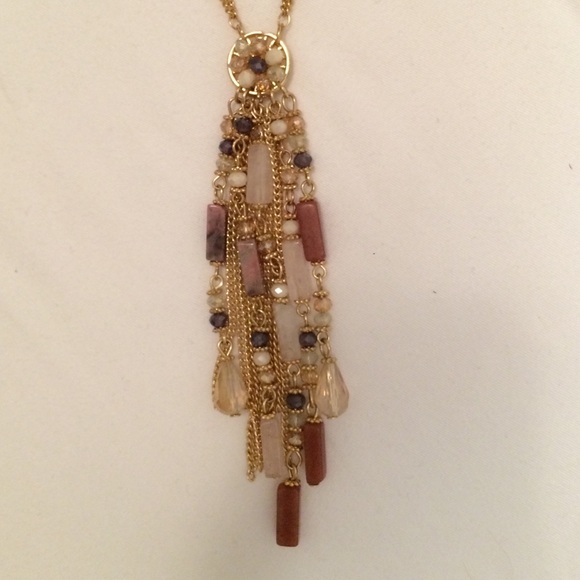 ❤️sold❤️Gold Beaded Tassel Necklace - Picture 4 of 4
