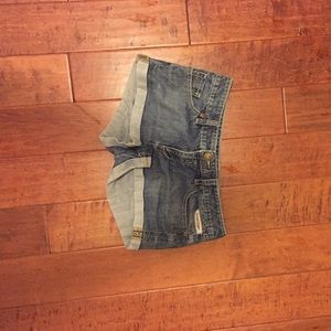 Jean shorts with tribal detail on the pockets