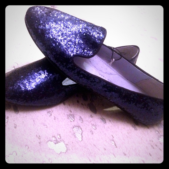 NWT Gap navy glitter flats