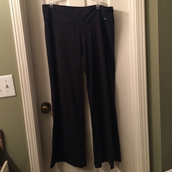 Nike Dri fit sweatpants