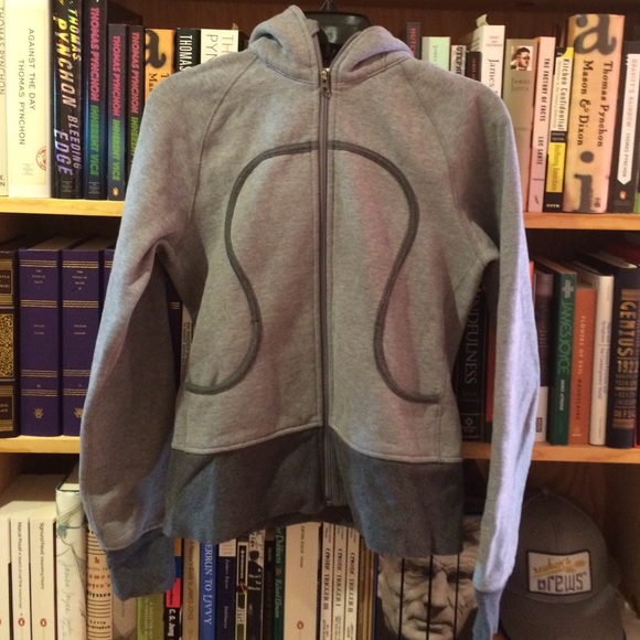 lululemon athletica Jackets & Blazers - 🎀 Lululemon two tone grey hooded sweatshirt