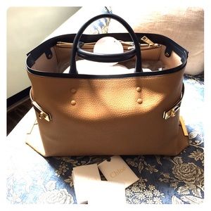 Chloe Charlotte Tote Bag/Tan with Navy Trim