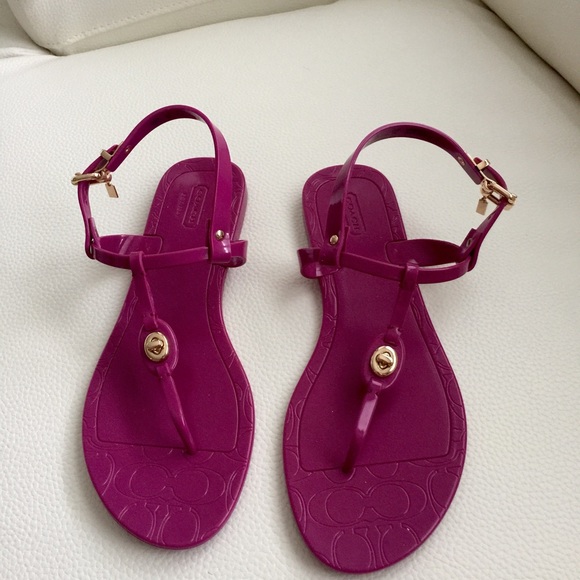 **SOLD** New Authentic Coach Sandals
