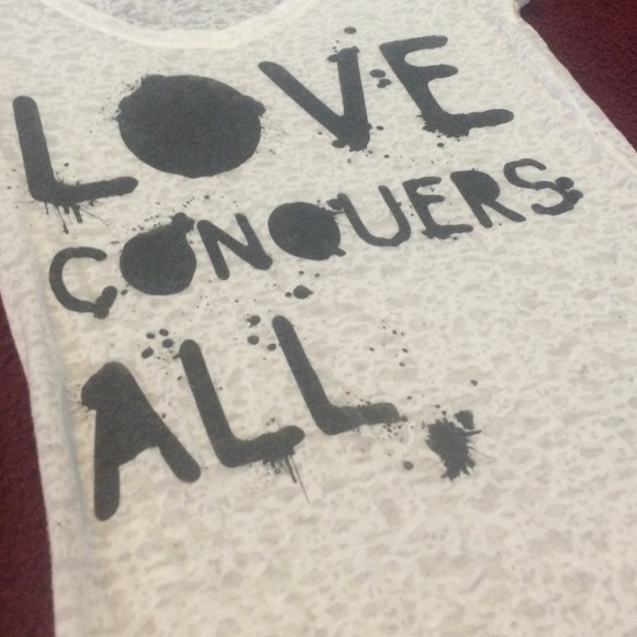 Top - Picture 3 of 3