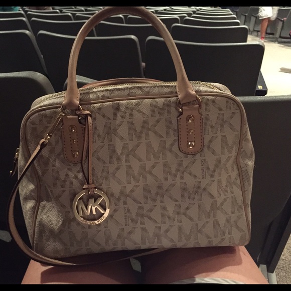 Michael Kors vanilla an tan