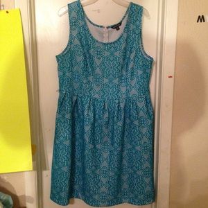 Really cute dress!