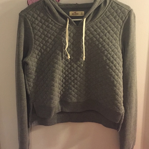 Grey Quilted Sweatshirt