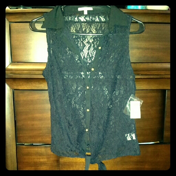 Charlotte Russe lace top - small NWT
