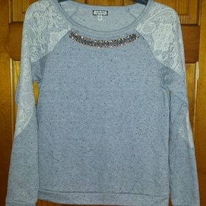 Grey sweater with lace sleeves