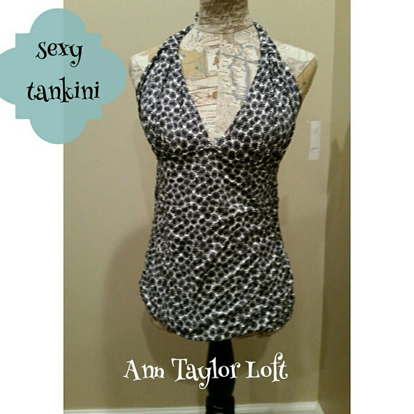 **SOLD** NWT Ann Taylor Loft tankini.Navy/white