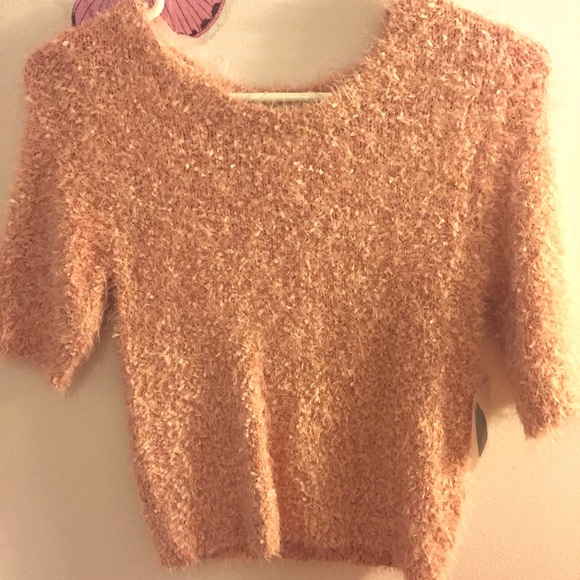 Pink Quarter-Sleeved Sweater