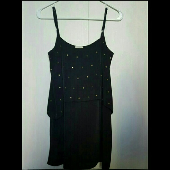 NWOT Tobi Tiered Black Dress