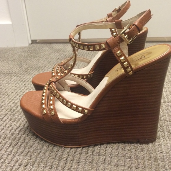 michael kors brown wedges