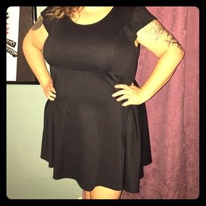 Black skater dress XL
