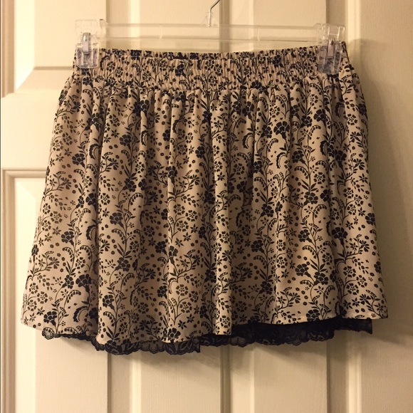 Forever 21 skirt