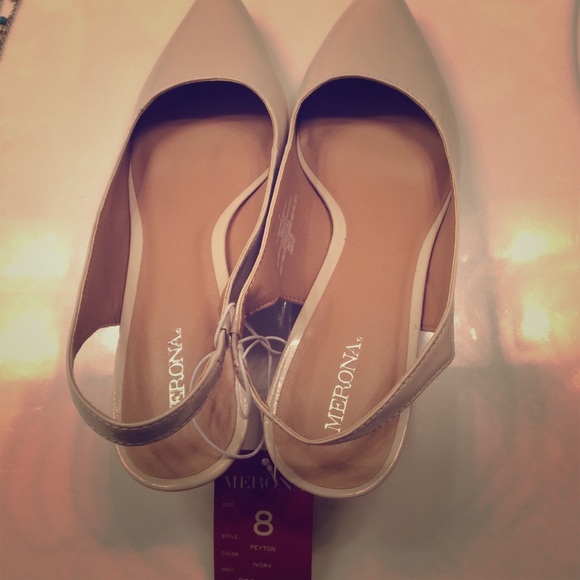 Merona ivory pumps