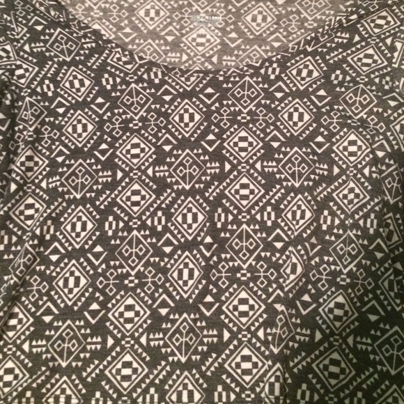 Mossimo Supply Long sleeve crop top - Picture 2 of 2