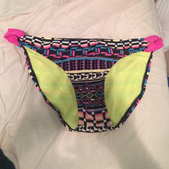 Cute tribal bathing suit bottoms.