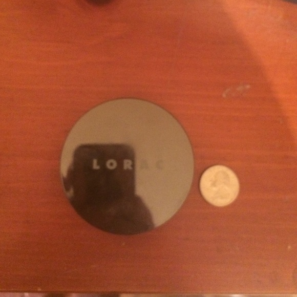 **Lorac Bundle!!!! - Picture 4 of 4