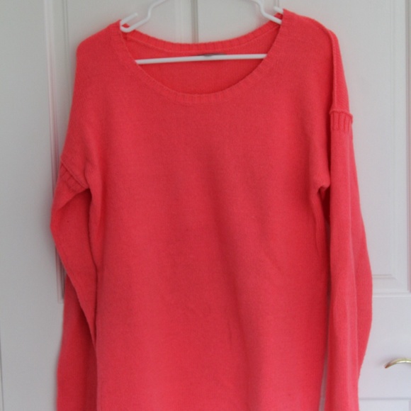 Coral Gap Sweater