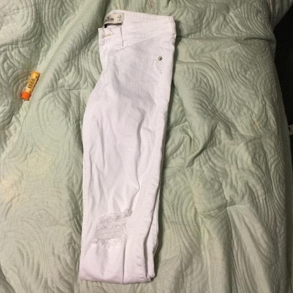 White hollister skinny jeans