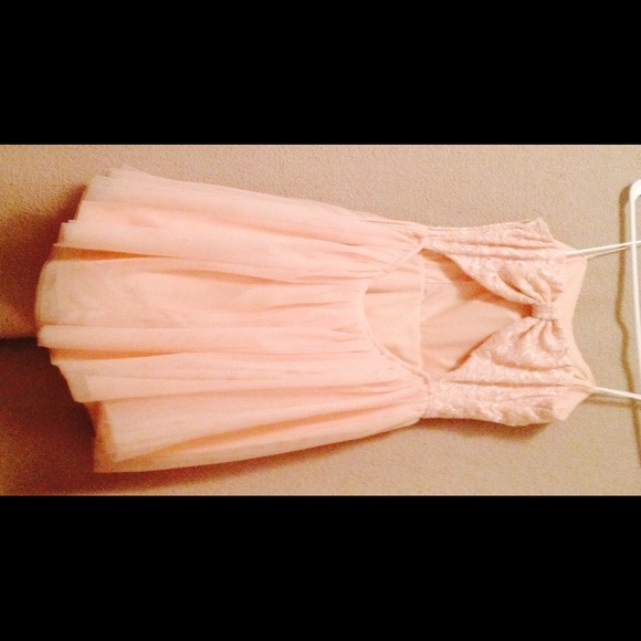 Dress - Picture 2 of 3