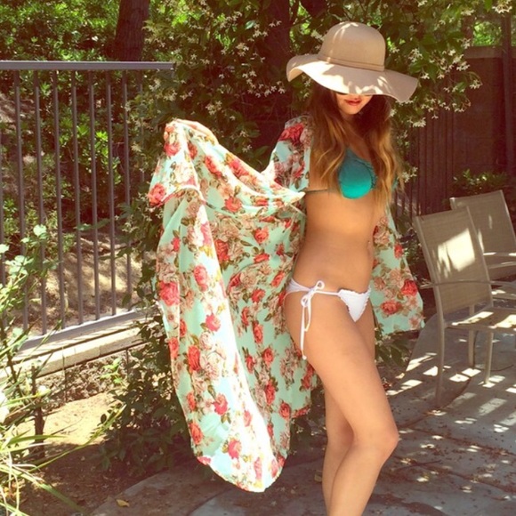 Nasty gal kimono Brandy Melville style