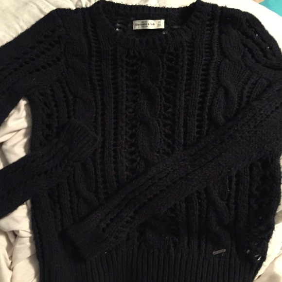 Abercrombie navy sweater