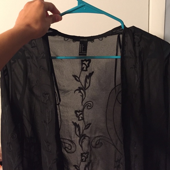 Fringe kimono from forever 22 - Picture 2 of 3