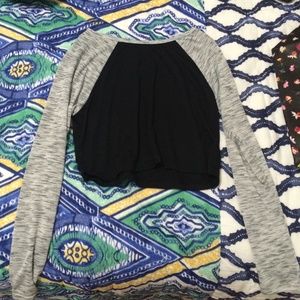 Long sleeve crop top shirt