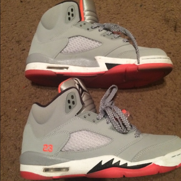 Retro 5 - Picture 2 of 2