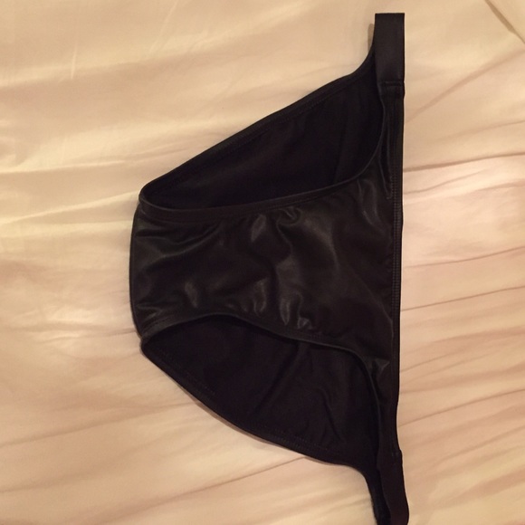 Bathing suit