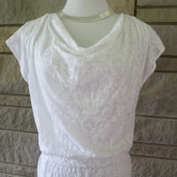 White House Black Market Top