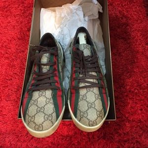 100% authentic gucci classic sneakers