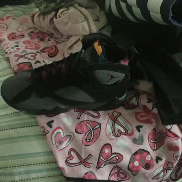 Air Jordan 7 Bordeaux - Picture 3 of 3