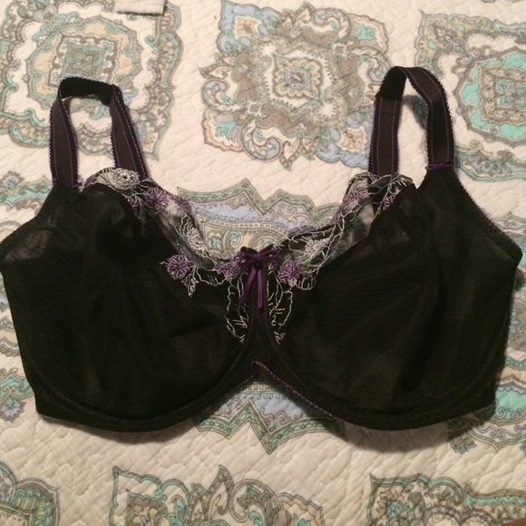 Black Bra