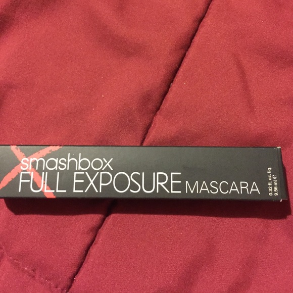 Smashbox full exposure mascara brand new in box!!!