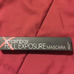 Smashbox full exposure mascara brand new in box!!!